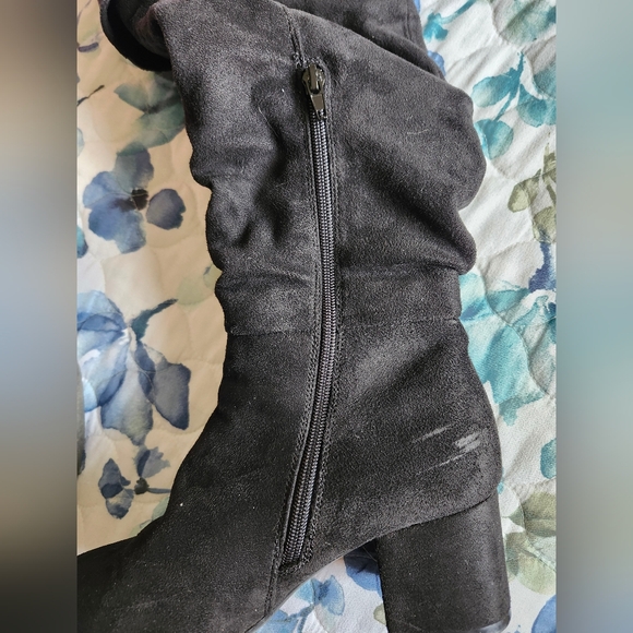 Cuffed knee-high boots - Picture 4 of 5